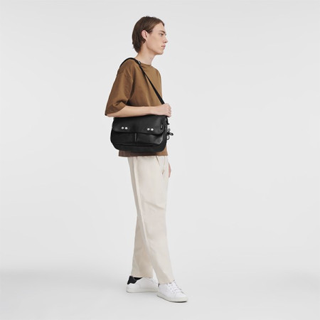 Sac Bandoulière Très Paris M noir Longchamp porté