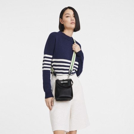 Sac seau Roseau XS noir Longchamp porté