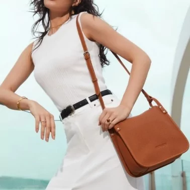 Arthur & Aston - Sac bandoulière cuir foulonné S Rosalia