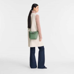 Longchamp - Sac seau Le Roseau XS porté épaule