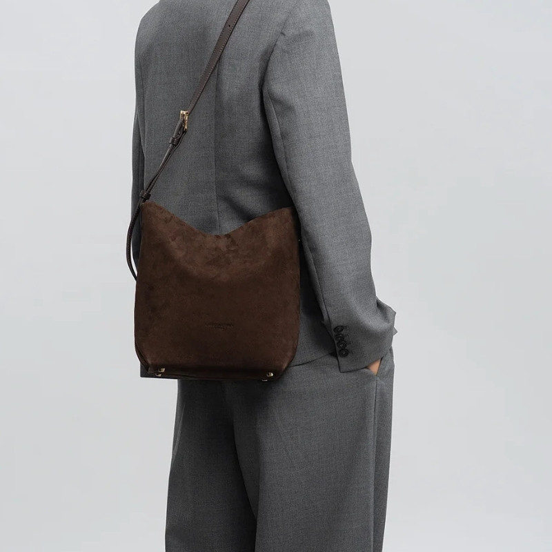 Lancaster - Sac seau épaule Suède marron